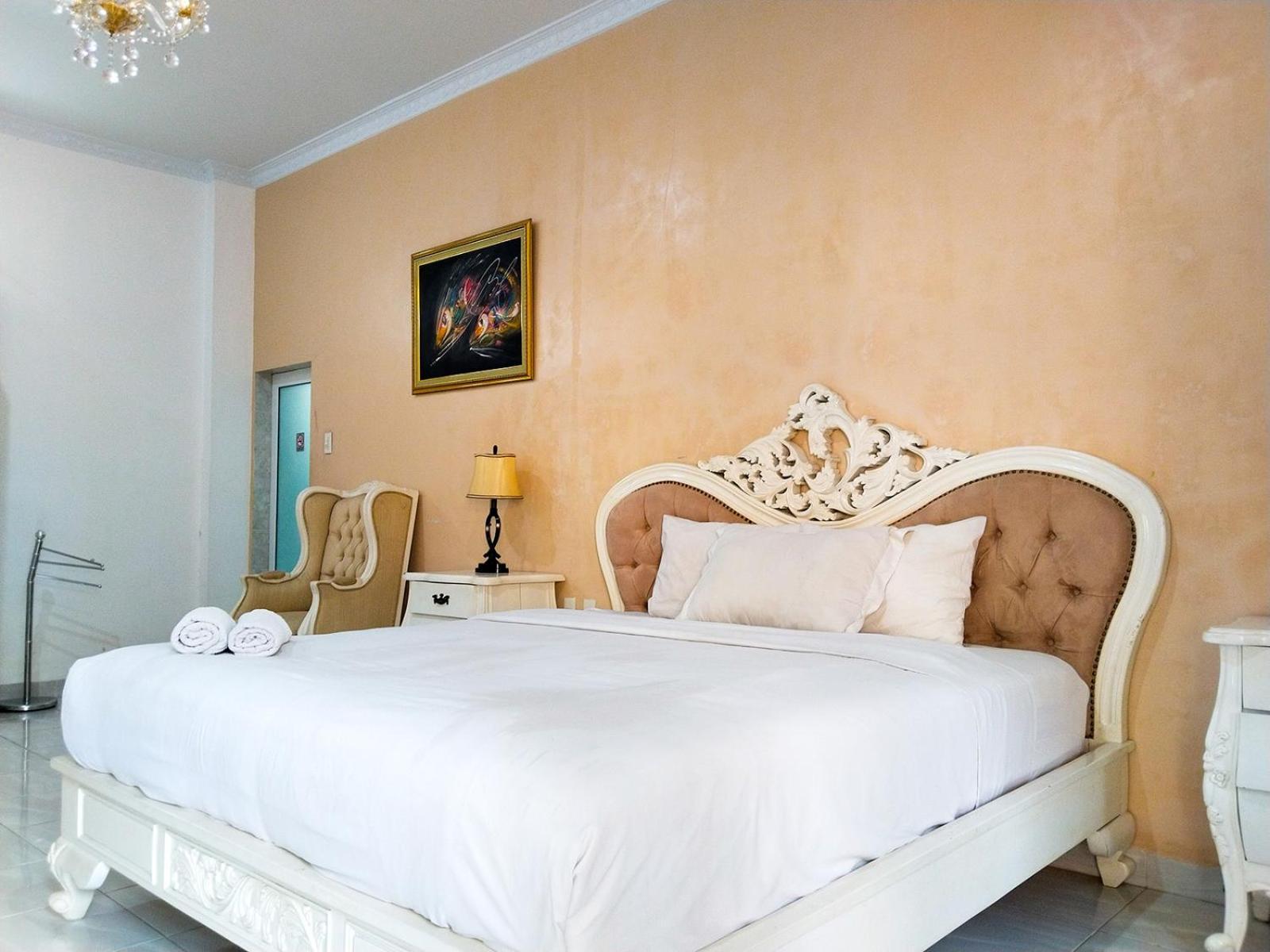 Grand Shaqilla Syariah Hotel Deli Tua Exterior foto