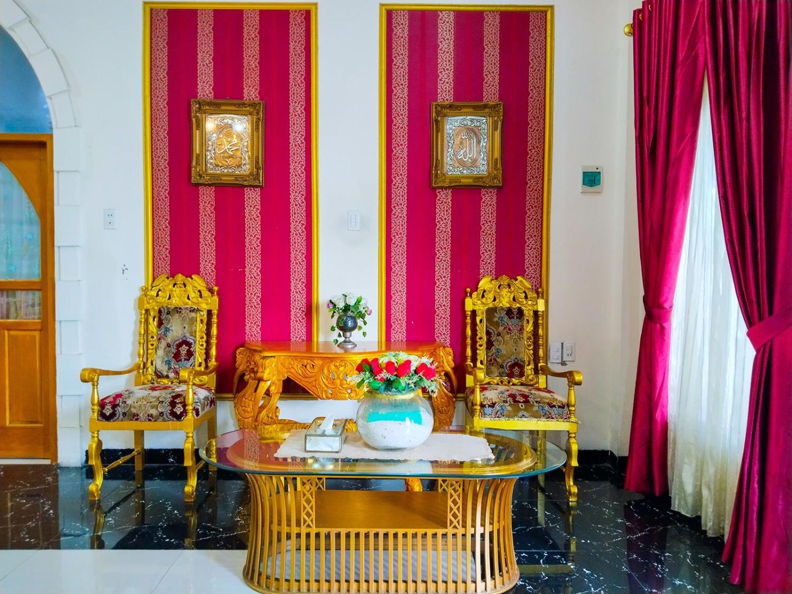 Grand Shaqilla Syariah Hotel Deli Tua Exterior foto